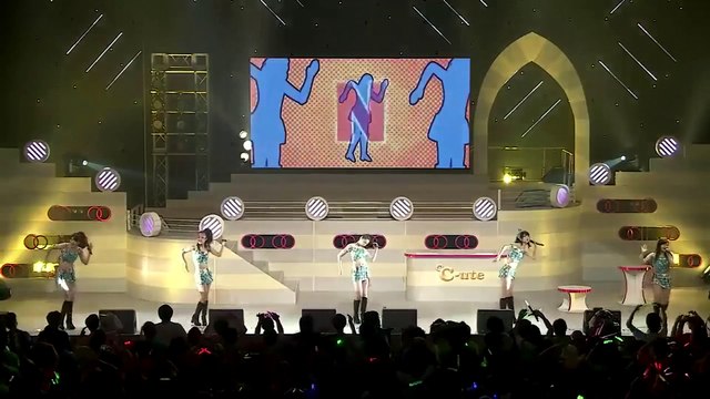 ℃-ute『超WONDERFUL!～Danceでバコーン!』