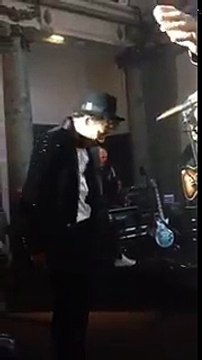 Regardez l'émotion de Neymar pour son anniversaire avec plus de 150 invités dont de très nombreuses stars !