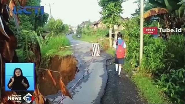 Jalan Penghubung di Banjarnegara Ambles Sepanjang 20 Meter