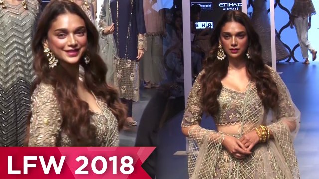 Aditi Rao Hydari Princess Avatar For Payal Singhal | Aditi Rao Hydari at Lakme Fashion Week 2018