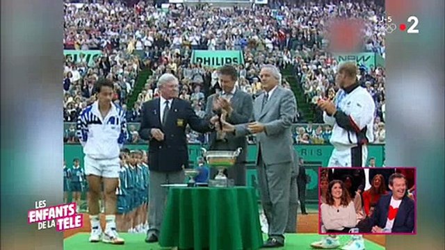 Laurent Ruquier rediffuse les meilleures perles de Nelson Monfort - Regardez