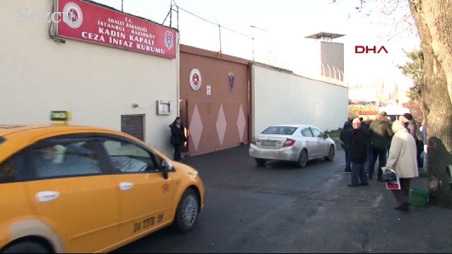 Seren Serengil cezaevinden çıktı