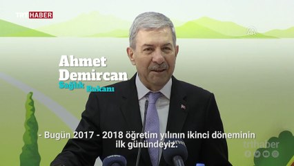 Bakanlar İsmet Yılmaz ve Ahmet Demircan öğrencilerle birlikte süt içti