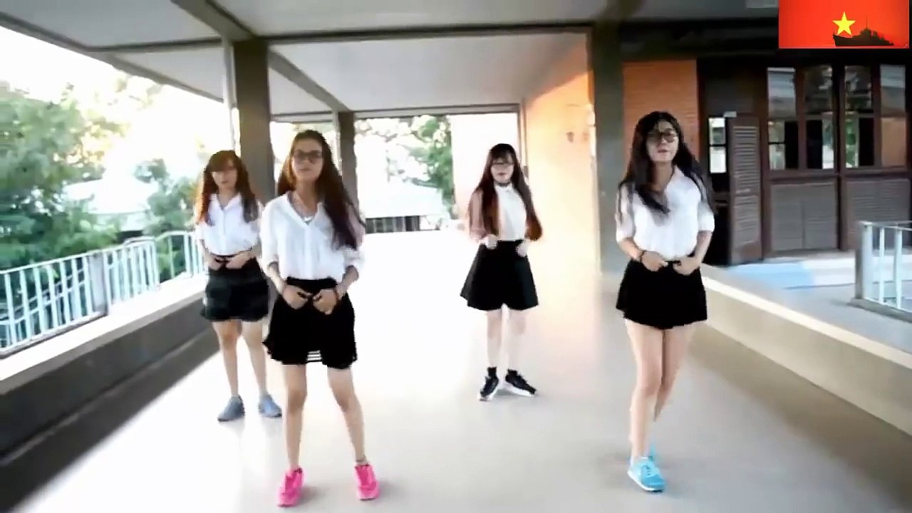 Hót Girl Việt Nam Nhảy shuffle dance -Gây Nghiện Sốt Toàn Thế Giới