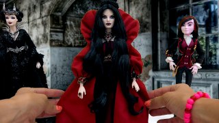 Vampire Haunted Beauty Gold Label Collection Collectors Barbie Doll Review Cookieswirlc Video