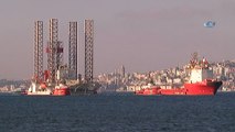 Dev petrol platformu yeniden İstanbul Boğazı’nda