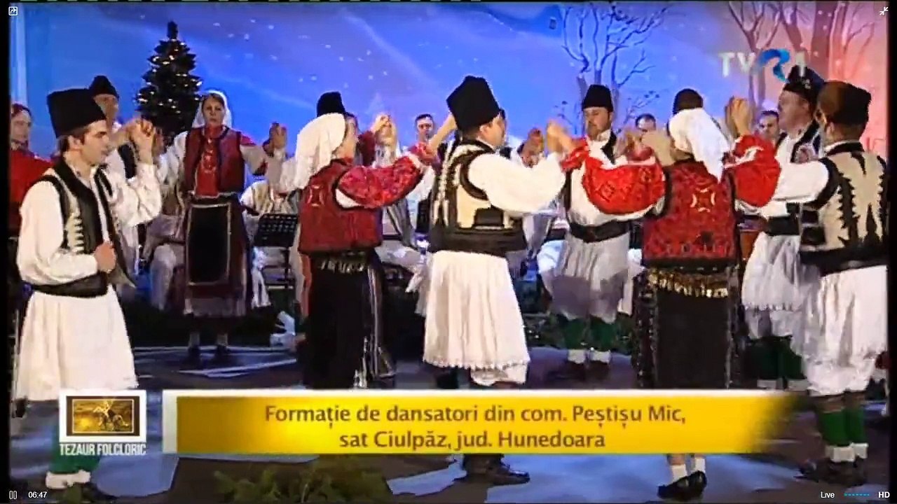 Bogdan Toma şi Formaţia de dansatori din satul Ciulpăz, comuna Peştişul mic, judeţul Hunedoara.- Brau paduranesc