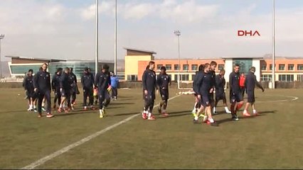 Kayserispor Teknik Direktörü Sumudica "Kendimi Hapiste Gibi Hissettim"
