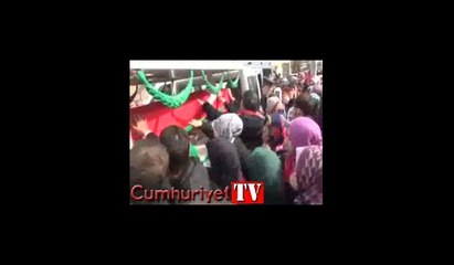 Afrin şehidi Fırat Karaca Kürtçe ağıtlarla uğurlandı