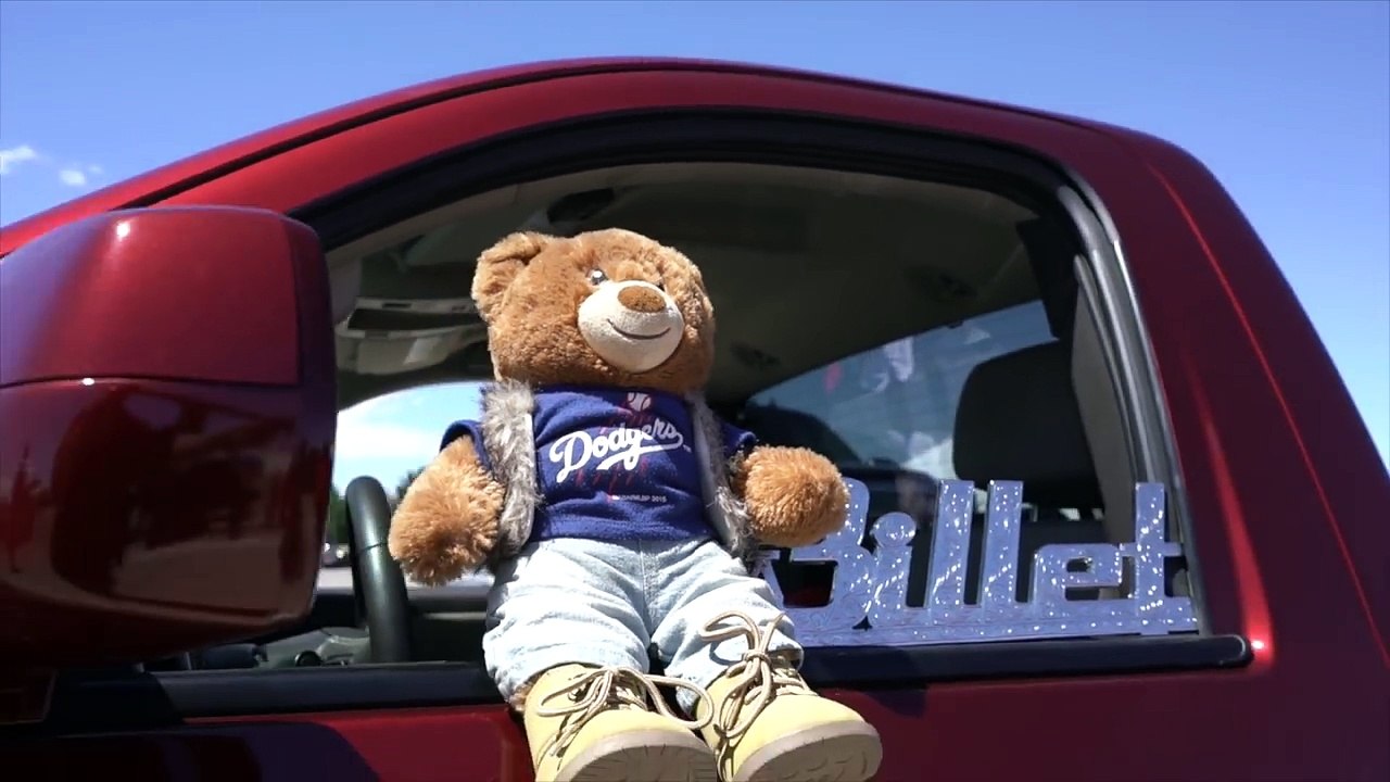 Las Vegas Take Over 2017 GIRLS SHOWING BOOBS FIGHTS RIOTS AND MORE BULLSHIT