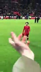 Le magnifique geste de Salah envers un jeune fan de Liverpool