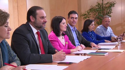 El CIS mantiene al PP en cabeza y Cs se coloca tercero