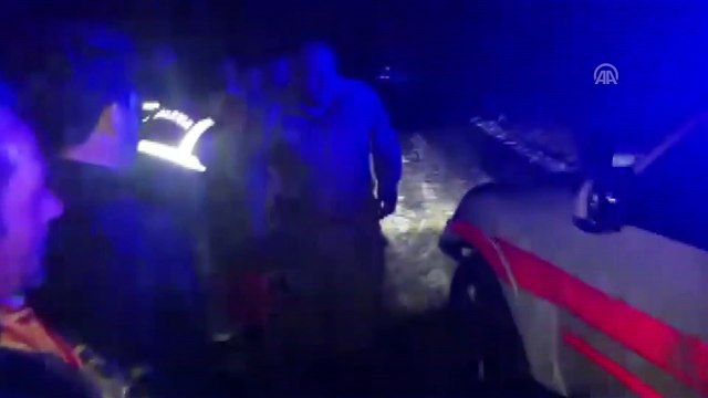 Kayıp kız çocuğu donmak üzereyken bulundu - VAN