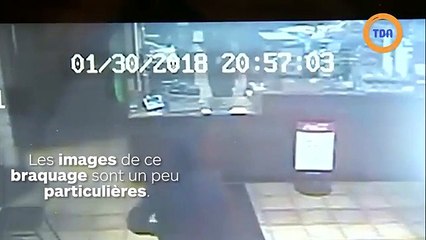 Un employé d'une pizzeria arrête un braqueur mais lorsqu'il enlève sa cagoule, il reconnait son patron