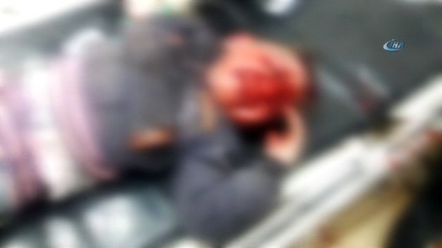 - Azez’de 2 noktaya roket düştü 2’si ağır 7 yaralı var- Merkezi noktaya isabet eden roketler ağırlıklı olarak çocukları yaraladılar