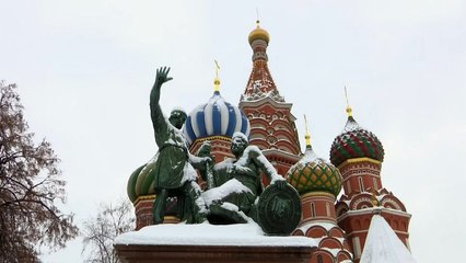 Snow turns Moscow into a fairytale scene