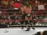 Raw 26 11 07 Triple H & Jeff Hardy vs Umaga & Snitsky-part2