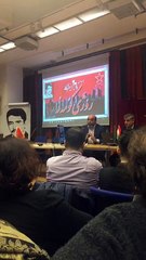 هێمن سەیدی لە ساڵوەگەری دامەزرانی کۆمەڵەدا لە ستۆکهۆڵم، ژانویەی ٢٠١٨