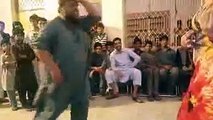 Pakistani Man Dance With Girls In Hot Sexy Mujra pakistani 2018