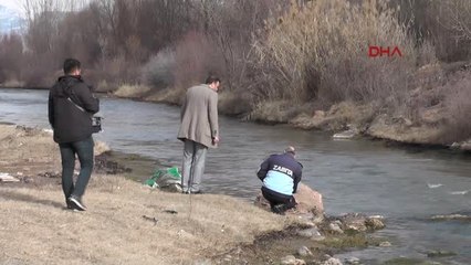 Erzurum Oltu Çayı'na Dökülen Zift ve Atık Yağla İlgili Soruşturma Başlatıldı
