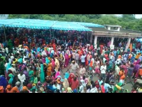 devotees descended Jalabhishek Shiwalyon