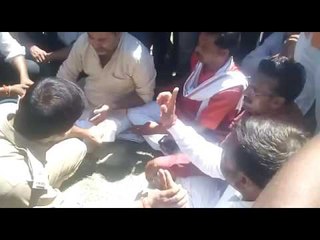 Villagers demonstrated in Amethi