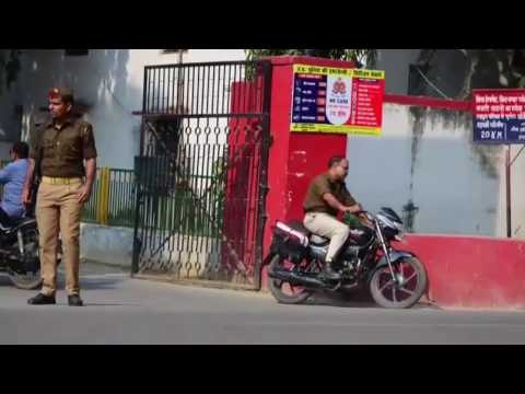 UP Police not taking action against those people who did not following traffic rule
