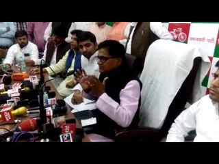 Ramgopal yadav gets emotional after briefing media in Etawah
