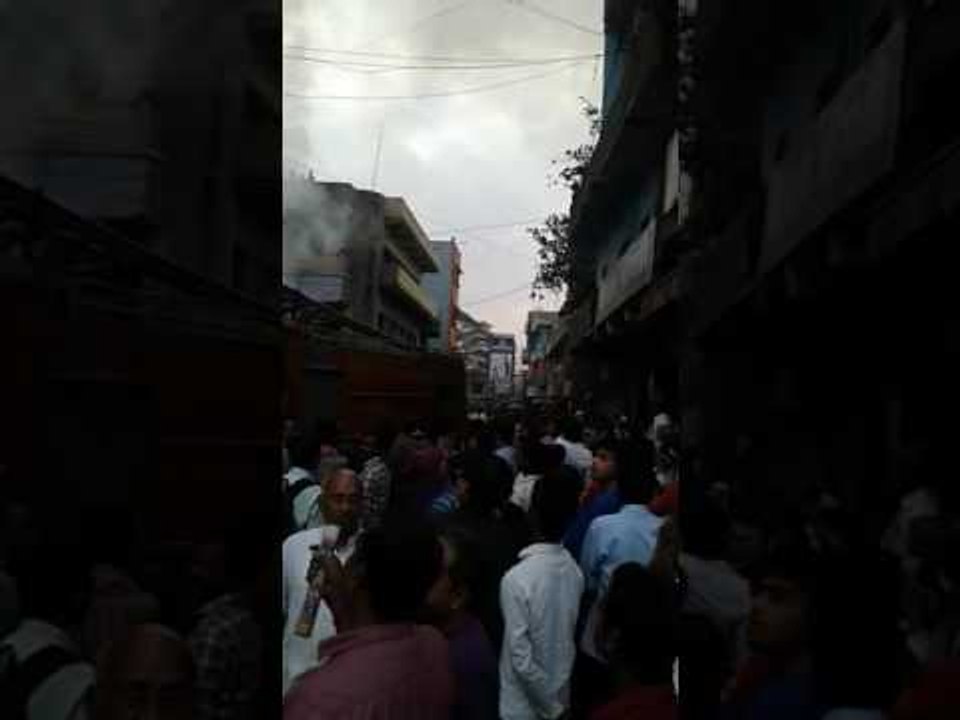 fire breaks out in shopping mall at nawada