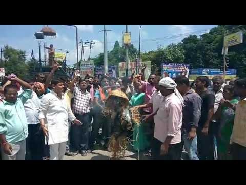 protest by businessmen in gorakhpur