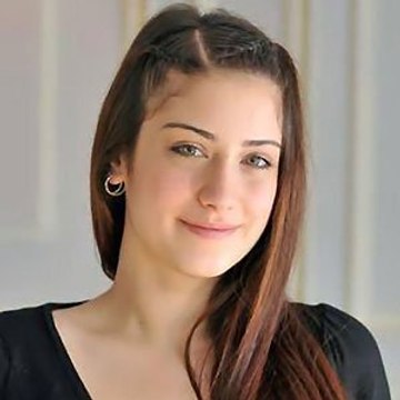 Hazal Kaya Beautiful Photos Collection - Stunning Turkish Beauty Hazal Kaya
