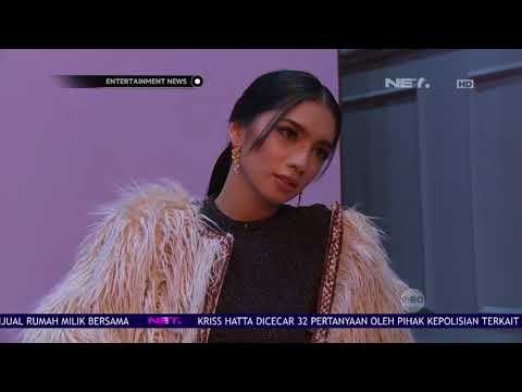 Angel Karamoy Menjalani Sesi Foto Untuk Pembuatan Cover Single