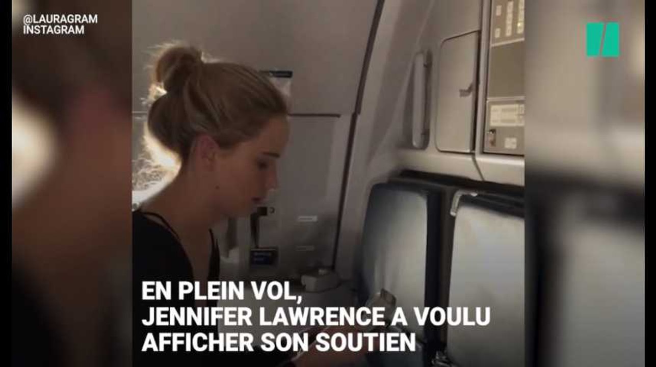 Pour le Super Bowl 2018, Jennifer Lawrence tente de mettre l'ambiance dans l'avion, et c'est raté