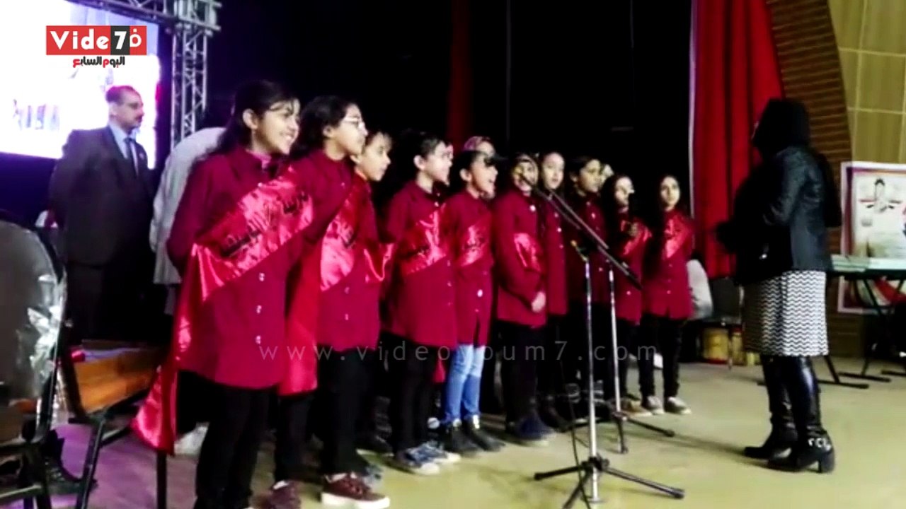 طلاب كفر الشيخ يستعرضون مشروعات الرئيس فى مهرجان حقك علينا