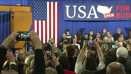 Trump acusa parlamentares que não o aplaudiram de 'traição'