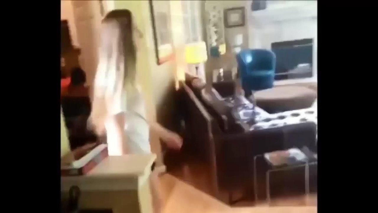 BROMAS EN CASA