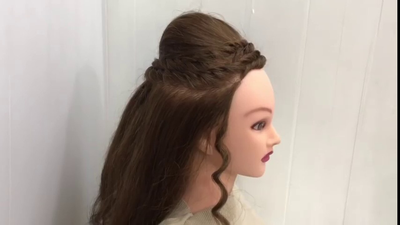 Beautiful_Hairstyle_with_puff__Easy_Wedding_Hairstyles