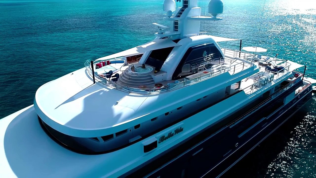 Mega Yacht  Bella Vita Lurssen Super Yacht