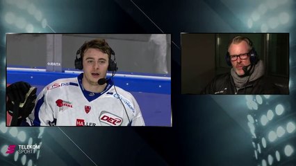 L'interview d'un joueur de hockey interrompue par une surfac