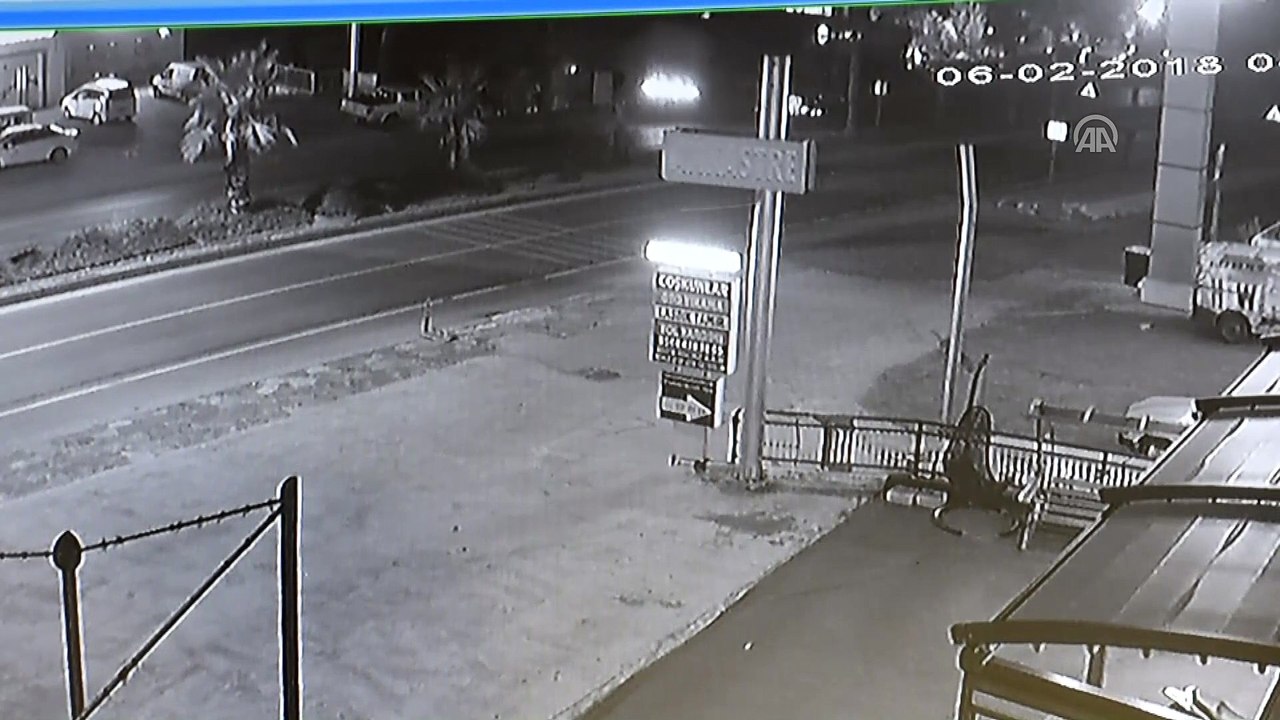 Bodrum'da trafik kazası: 1 ölü - Kaza anı - MUĞLA
