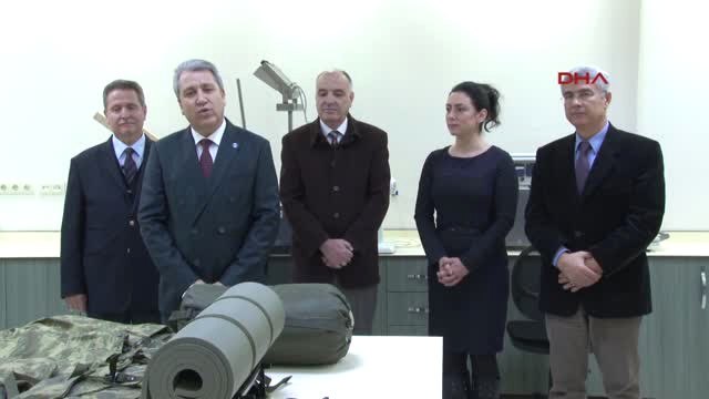 İzmir Mehmetçiğin Kıyafet ve Teçhizat Analizleri Ege Üniversitesi'nde Yapılıyor-hd-1