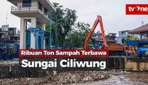 Ribuan Ton Sampah dari Bogor Terbawa Aliran Sungai Ciliwung