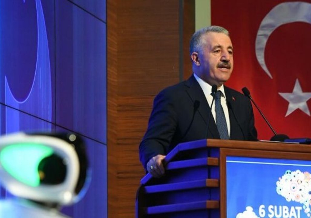 Robot 'Silenced' for Attempting to Terminate Turkish Minister's Speech