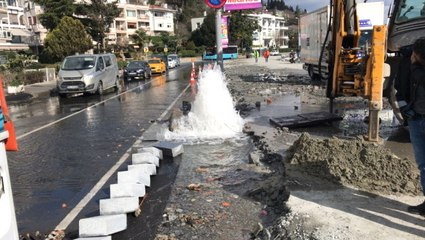 Bebek'te Su Borusu Patladı