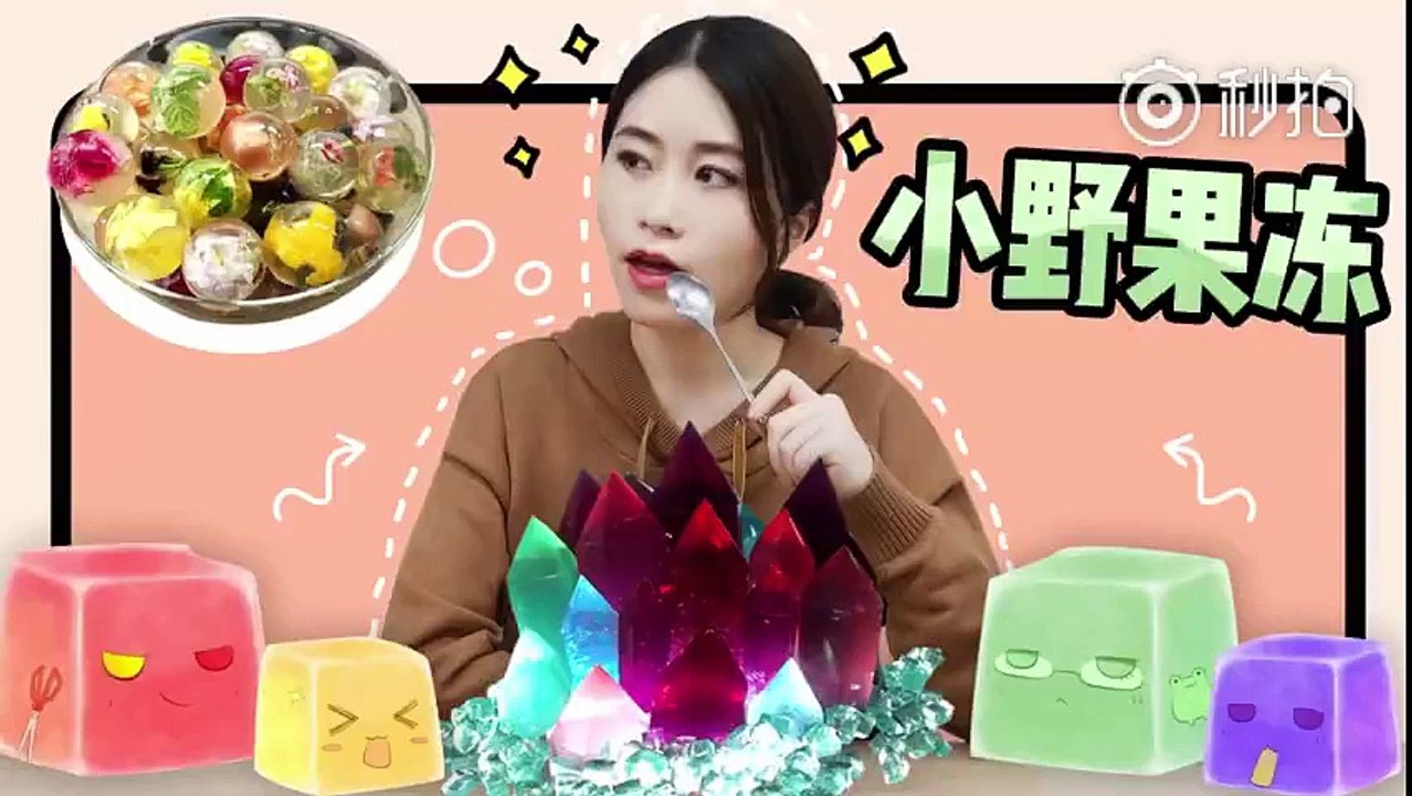 Thánh ăn công sở làm thạch rau câu mời đồng nghiệp