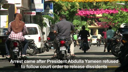 Ex-Maldives' leader delivers message on Twitter before arrest