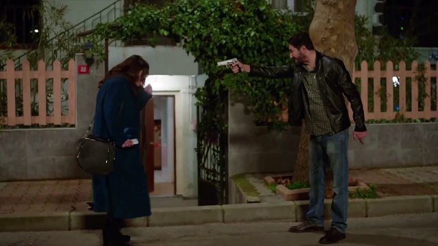 Feride ve Toprak’ın hayatı tehlikede! - Kırgın Çiçekler 108.Bölüm