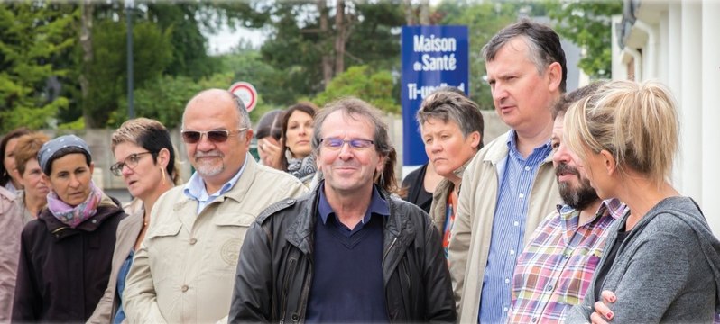 YEC'HED MAT KLEG - A TA SANTÉ CLÉGUÉREC | Un film documentaire sur la naissance de la Maison de Santé de Cléguérec (56)