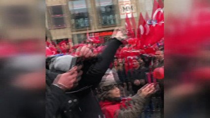 - Gurbetçilerden Afrin’deki Mehmetçiğe Destek