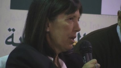 Claudia Piñeiro presenta por primera vez en Egipto su obra traducida al árabe